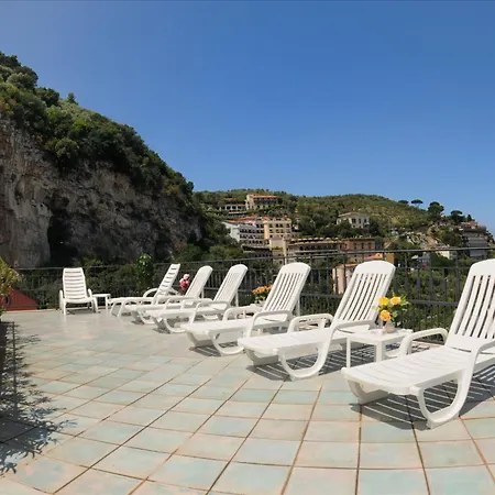 فندق Ascot سورينتو