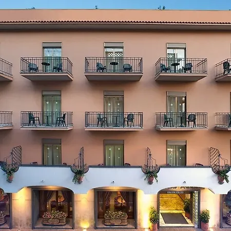 Ascot سورينتو