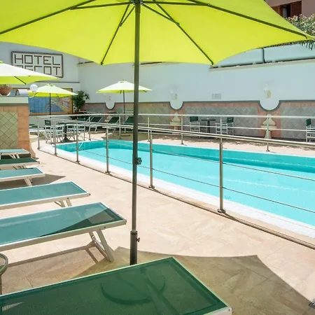 فندق Ascot سورينتو