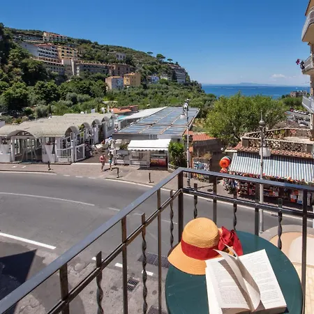 فندق Ascot سورينتو