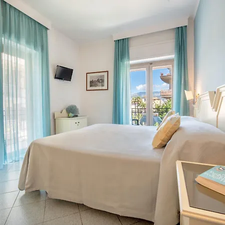 Ascot Hotel Sorrent