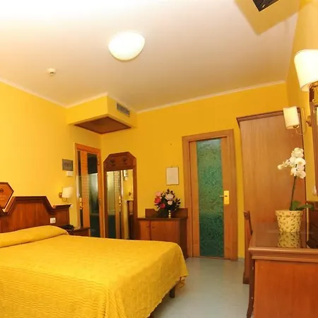 Hotell Ascot 4*