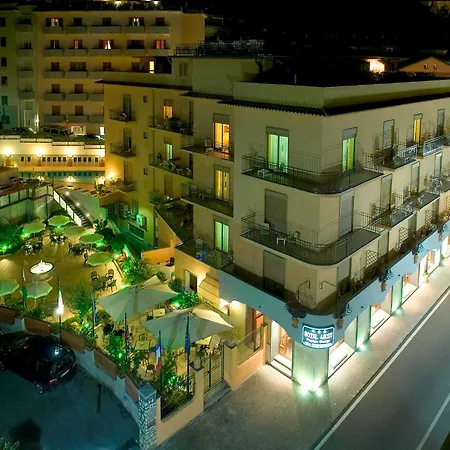 Hotell Ascot Sorrento