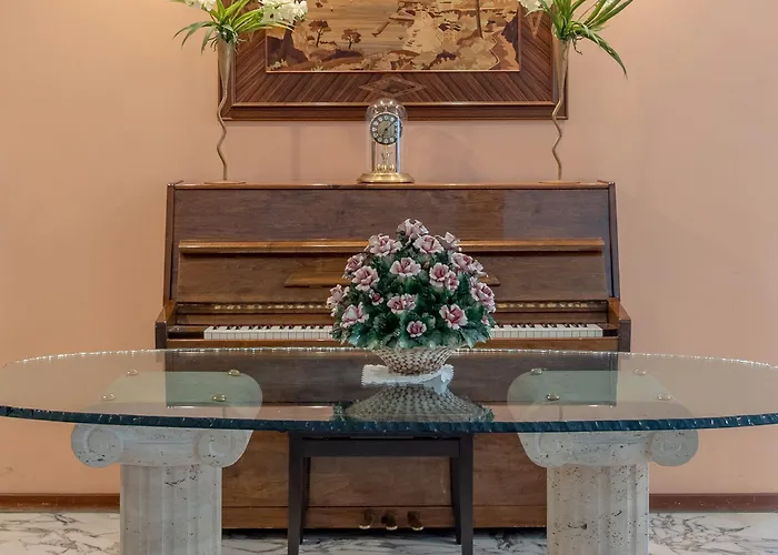 Ξενοδοχείο Ascot