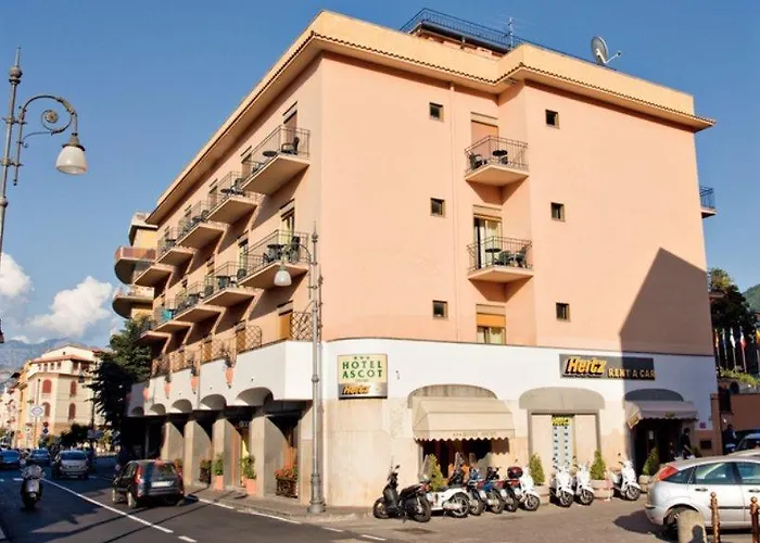 Ξενοδοχείο Ascot