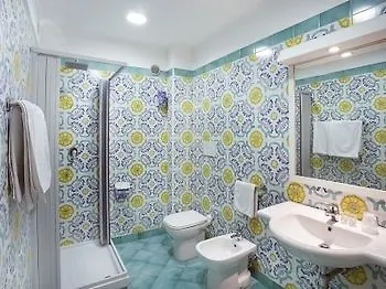 Ascot Ξενοδοχείο